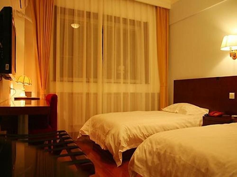 Tianjin Jingjin Hotel Екстер'єр фото