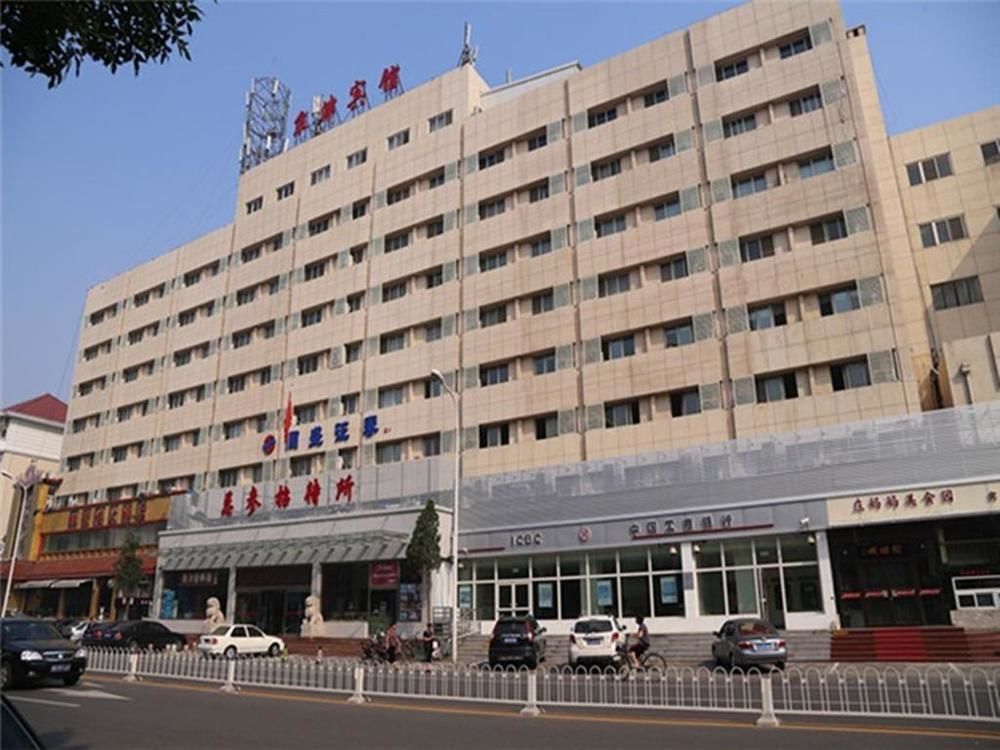Tianjin Jingjin Hotel Екстер'єр фото