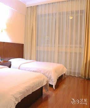 Tianjin Jingjin Hotel Екстер'єр фото